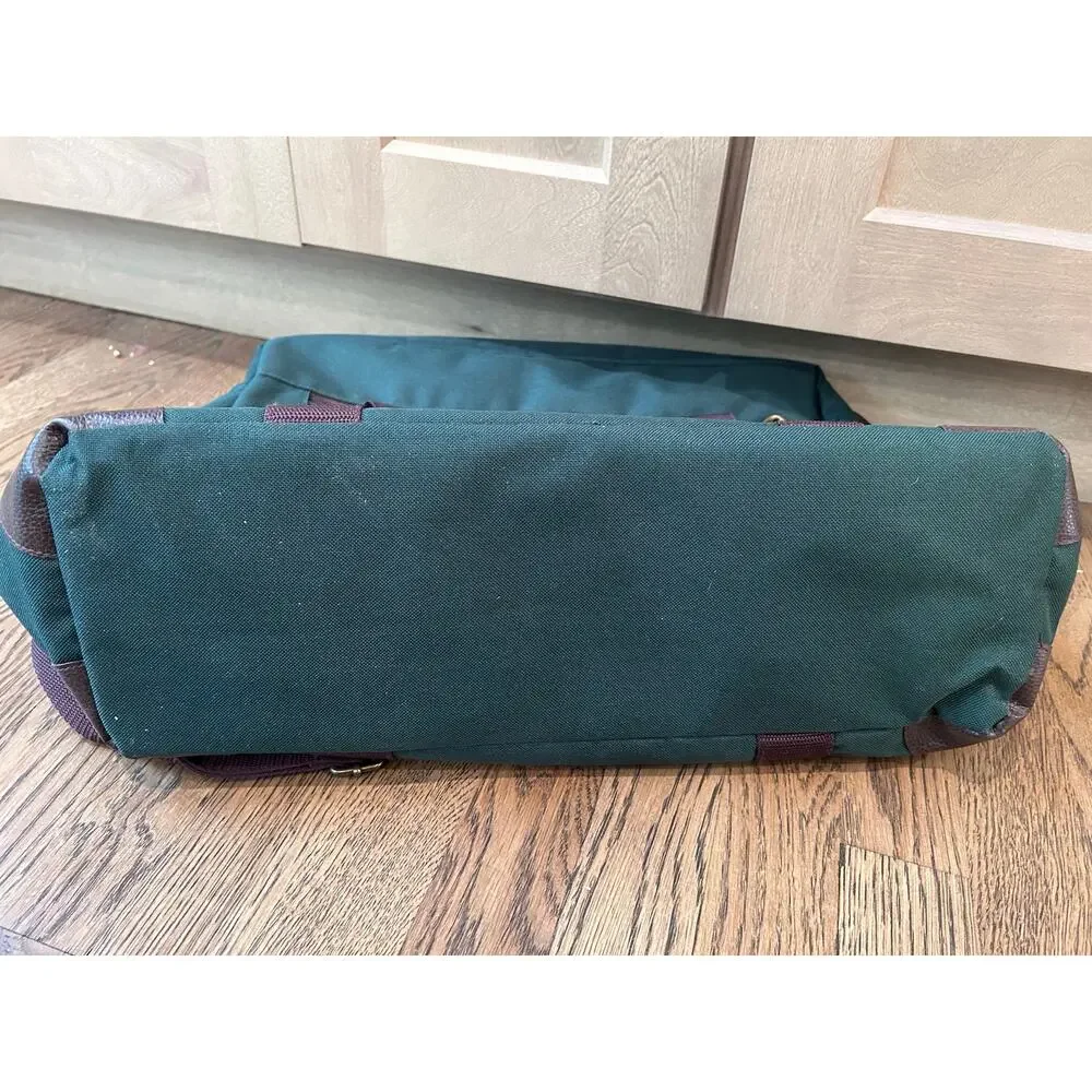 NWOT Thermos Canvas Insulated Cooler Bag Green Travel Tote Crossbody Duffle